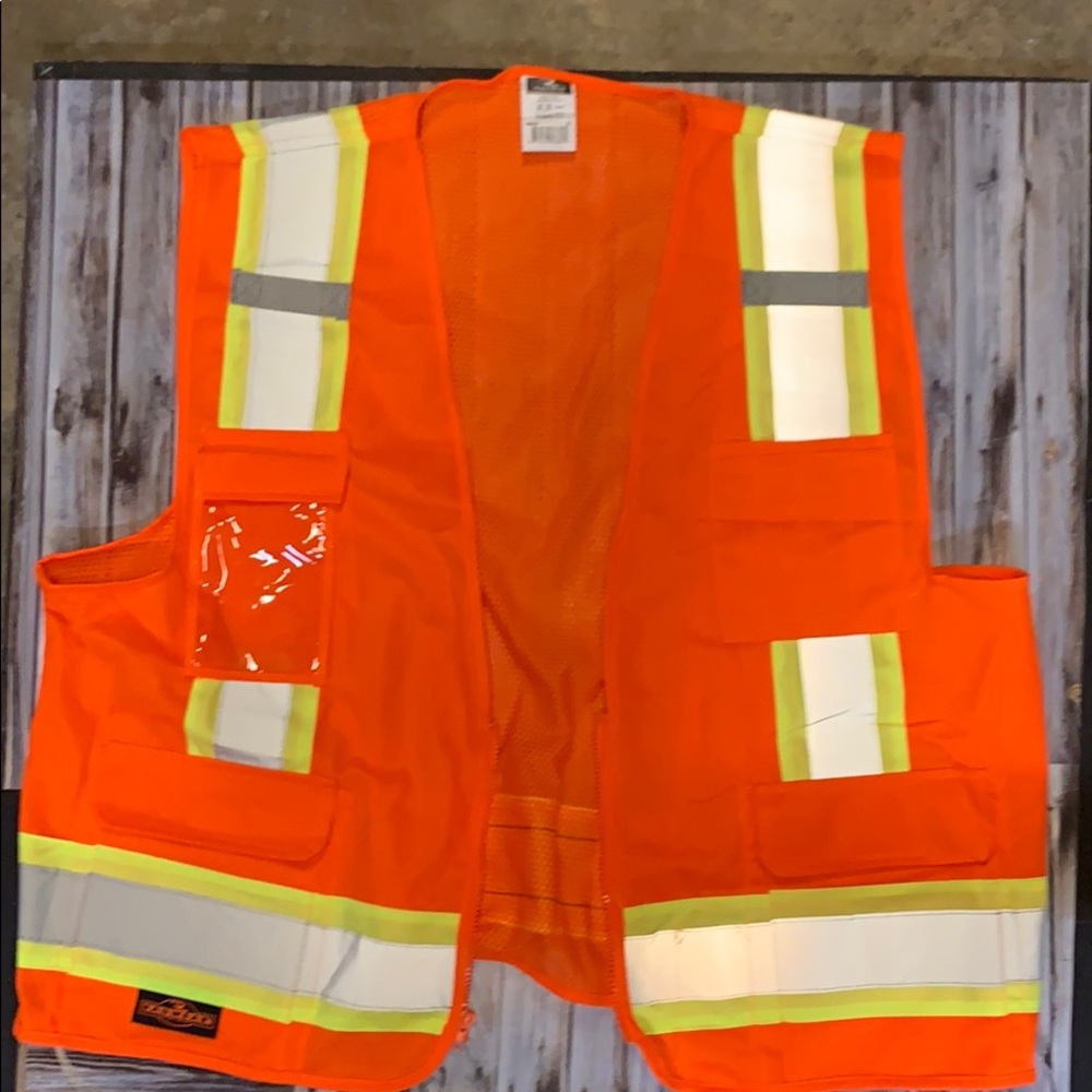 NWOT Mens Safety Vest